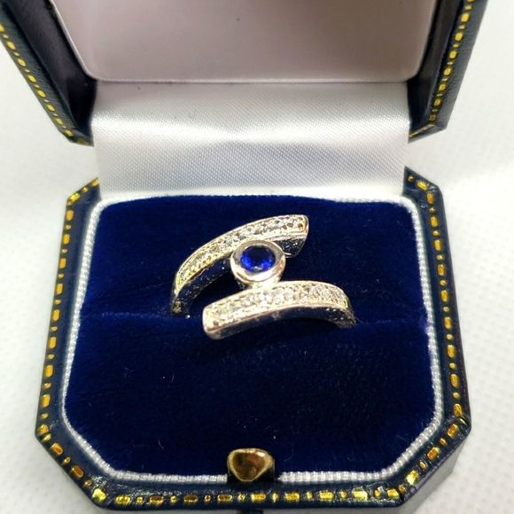 Silver Cubic Zirconia Ring - Picture 2 of 4